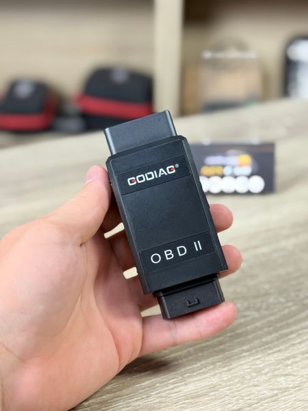 GODIAG GT106 - адаптер перетворювач з 24V на 12V Key-000104 фото